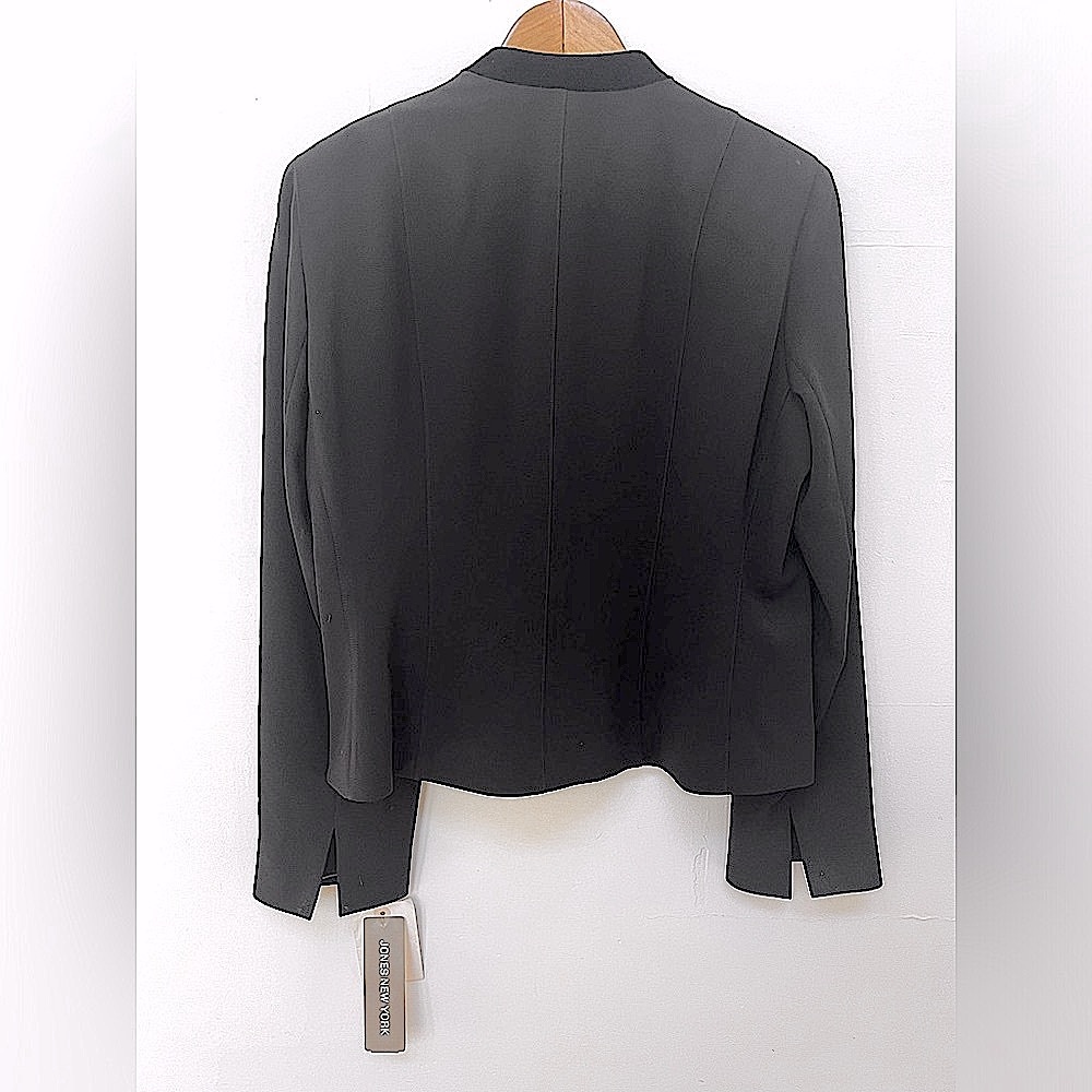 NWT Vintage JONES NY - size 12 - Black Collarless Elegant Jacket w/ Velvet Trim - Picture 2 of 11